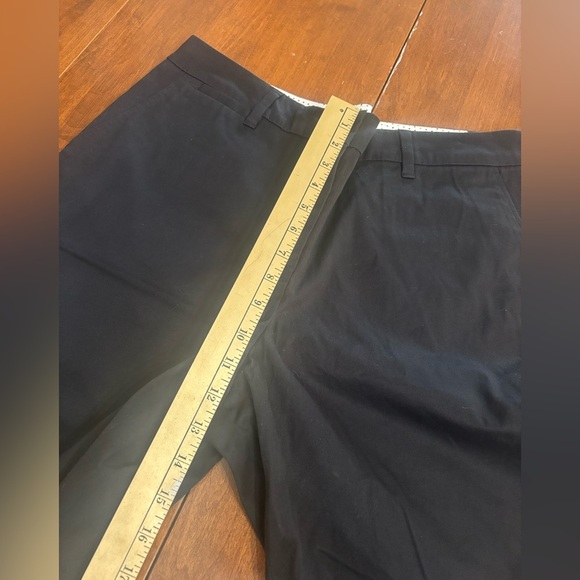 Talbots perfect shorts Black cotton pockets 10.5” chino Bermuda - Picture 6 of 7